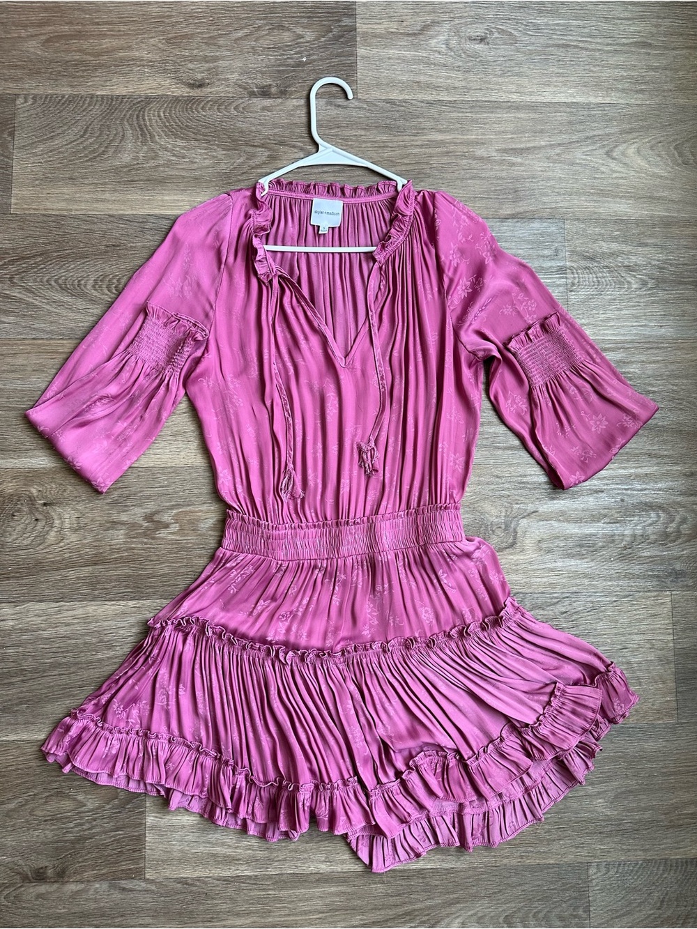 Skylar + Madison Irenee Pink Ruffle Mini Dress Size 2 Long Sleeve Smocked Boho